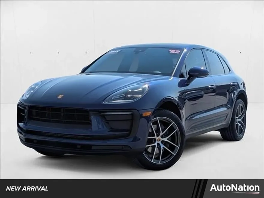 2022 Porsche Macan photo 1
