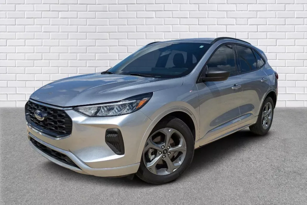 2023 Ford Escape ST-Line photo 1