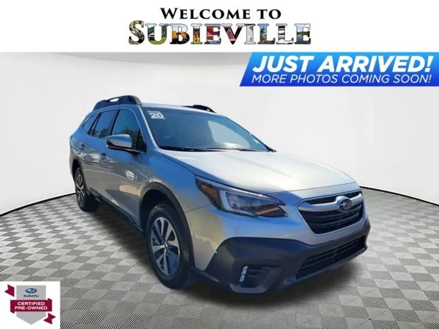 2020 Subaru Outback Premium photo 1