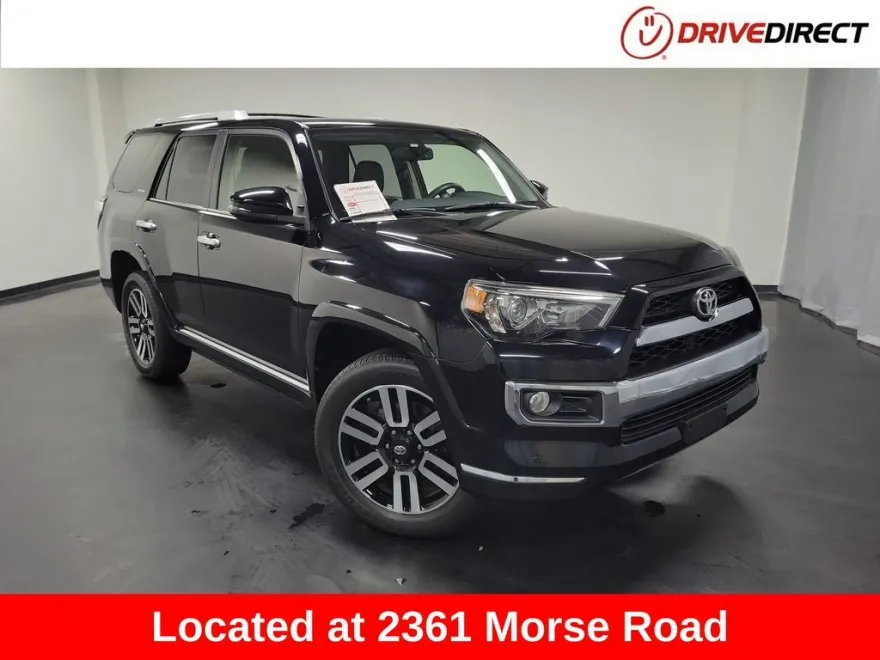 2017 Toyota 4Runner Limited photo 1