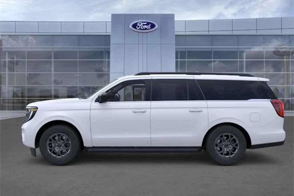 2025 Ford Expedition MAX photo 1