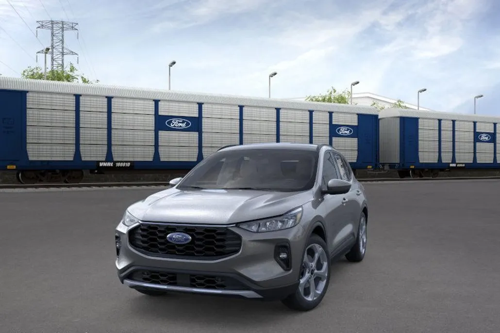 2025 Ford Escape ST-Line Select photo 1