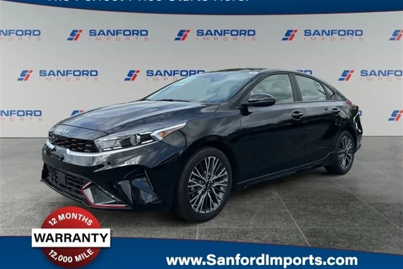 2024 Kia Forte GT-Line photo 1