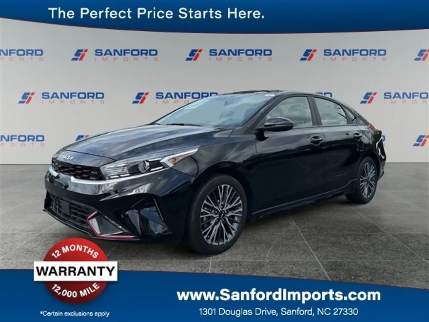 2024 Kia Forte GT-Line photo 1