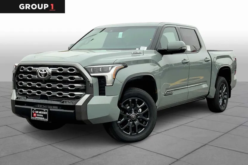 2026 Toyota Tundra Platinum photo 1