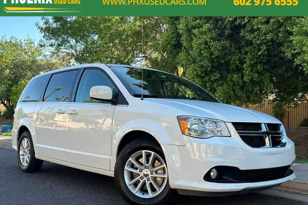2018 Dodge Grand Caravan SXT photo 1