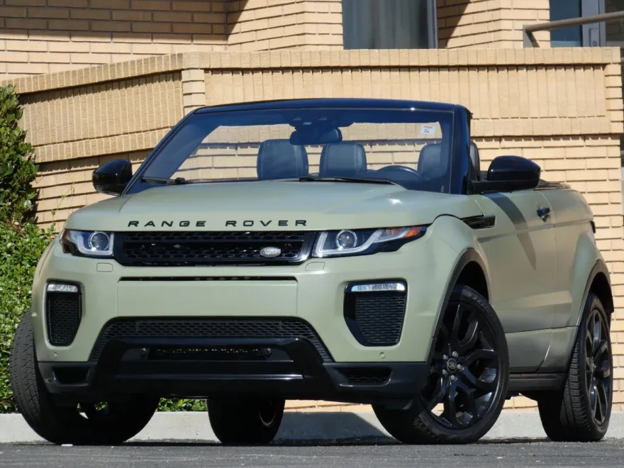 2017 Land Rover Range Rover Evoque SE Dynamic photo 1