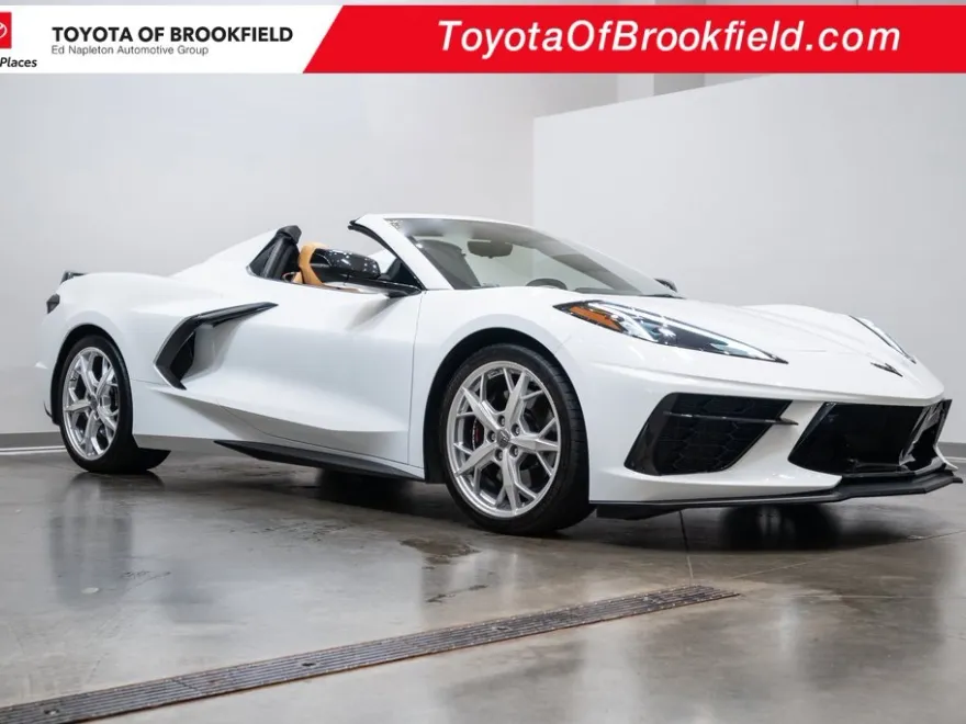 2022 Chevrolet Corvette Stingray 2LT photo 1