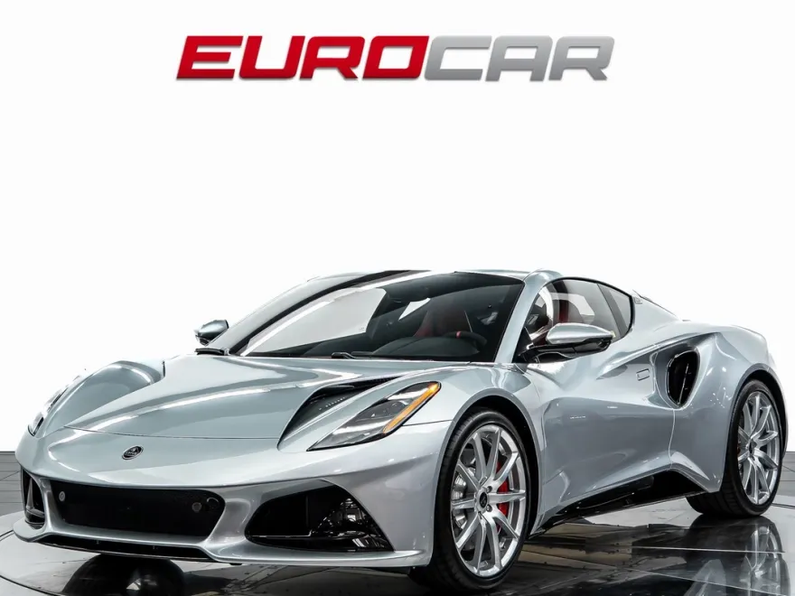 2025 Lotus Emira Base photo 1