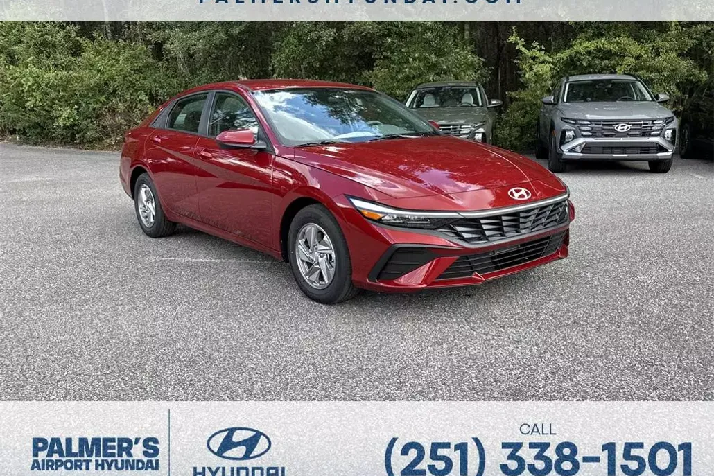 2025 Hyundai Elantra SE photo 1