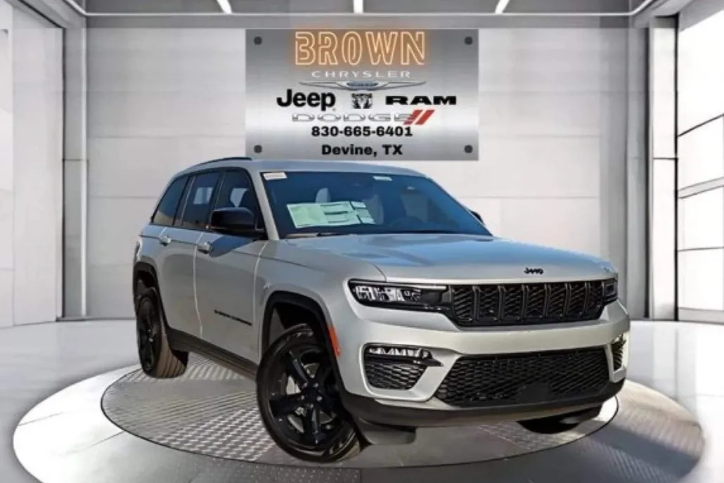 2024 Jeep Grand Cherokee Limited photo 1