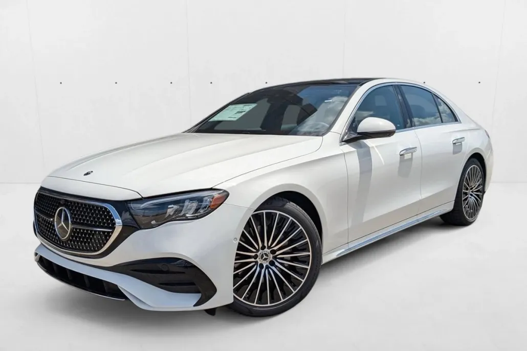 2026 Mercedes Benz E 350 Sedan photo 1