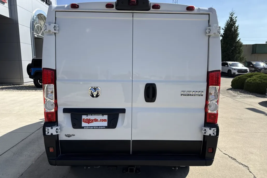 2025 Ram ProMaster 2500 photo 1