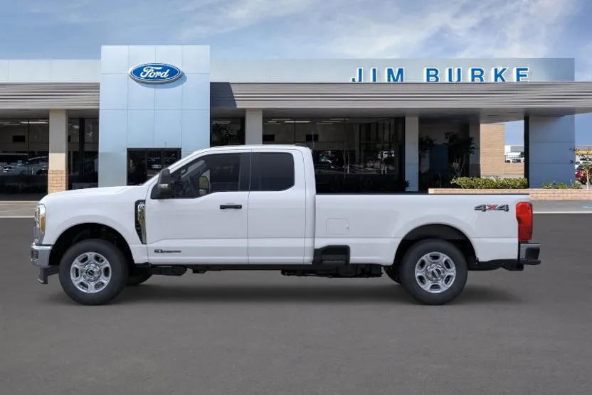 2026 Ford F-350 XLT photo 1