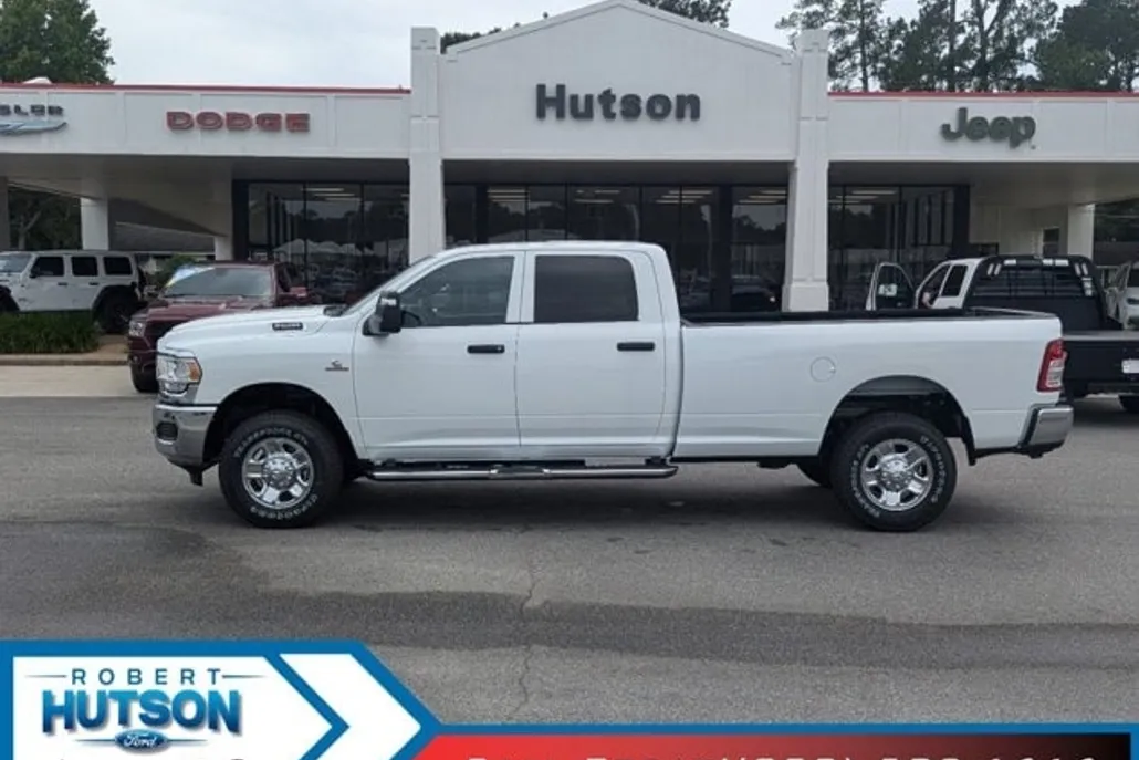 2024 Ram 2500 Tradesman photo 1