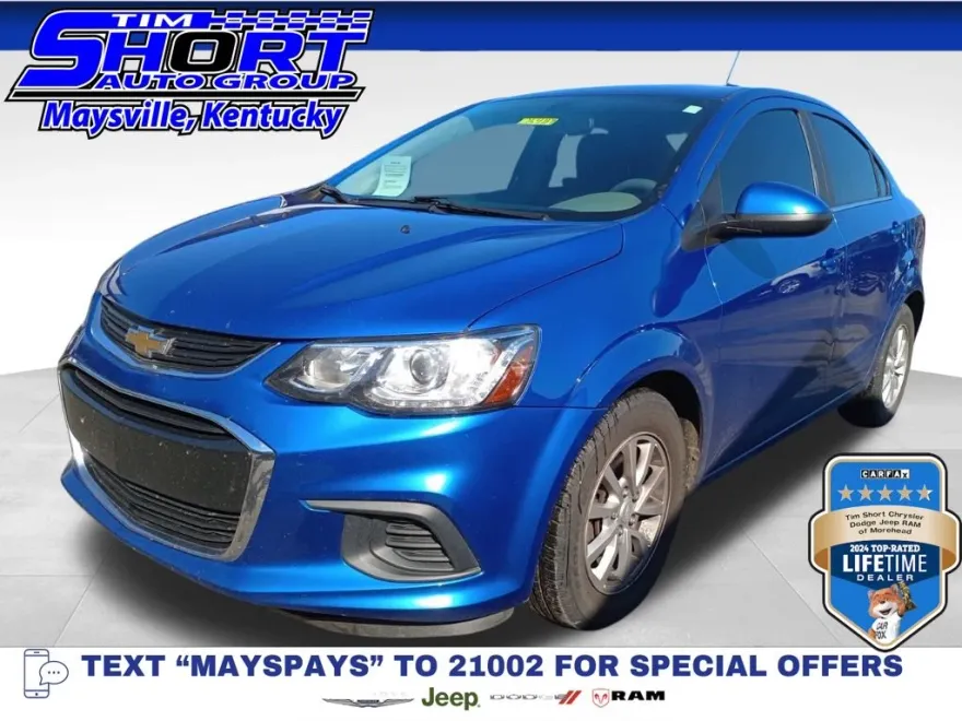 2020 Chevrolet Sonic LT photo 1