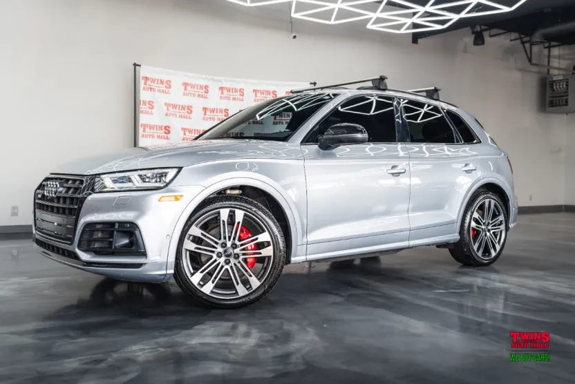2020 Audi SQ5 Prestige photo 1