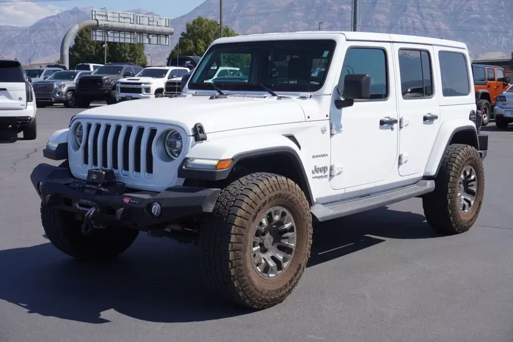 2019 Jeep Wrangler Unlimited Sahara photo 1