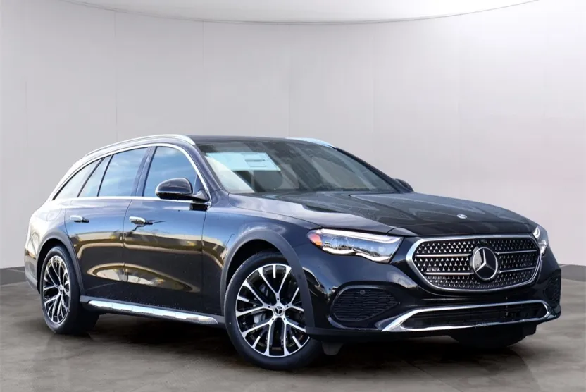 2025 Mercedes Benz E 450 4MATIC All-Terrain photo 1