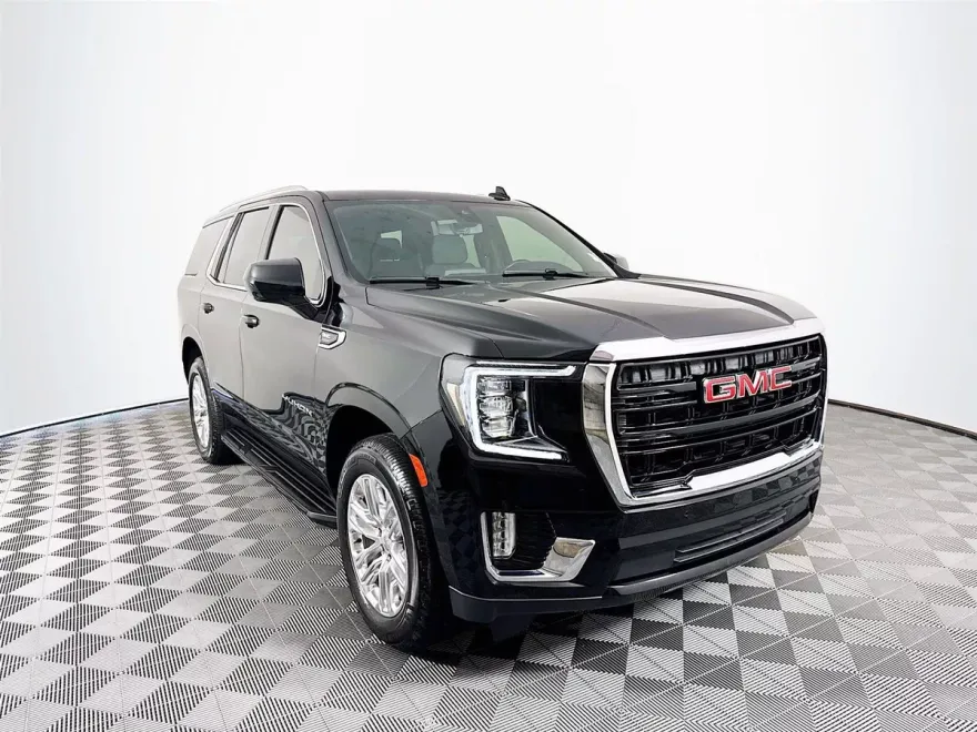 2022 Gmc Yukon SLE photo 1