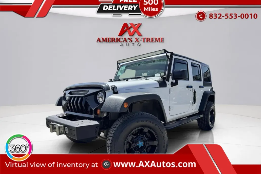 2013 Jeep Wrangler Unlimited Rubicon photo 1