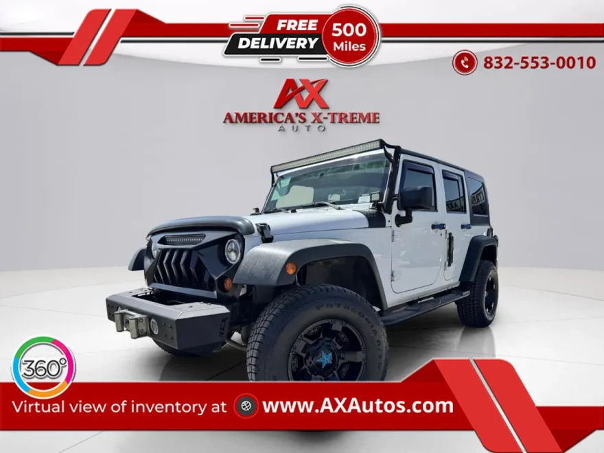 2013 Jeep Wrangler Unlimited Rubicon photo 1
