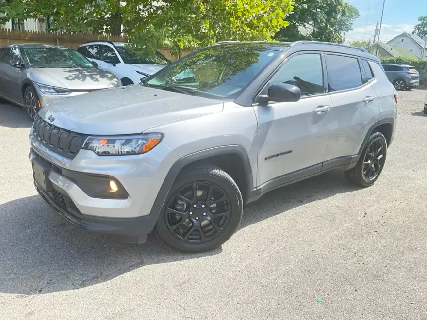 2022 Jeep Compass Altitude photo 1