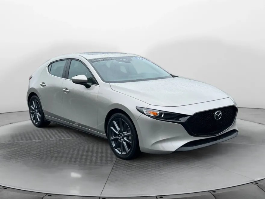 2023 Mazda Mazda3 Hatchback 2.5 s Preferred photo 1