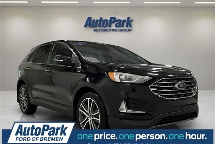 2021 Ford Edge Titanium photo 1