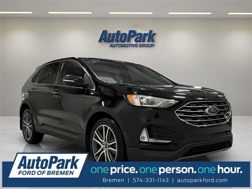 2021 Ford Edge Titanium photo 1