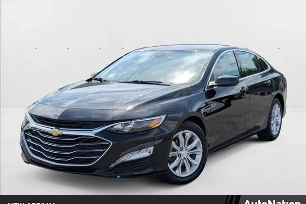 2023 Chevrolet Malibu 1LT photo 1