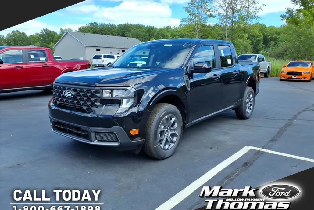 2025 Ford Maverick XLT photo 1