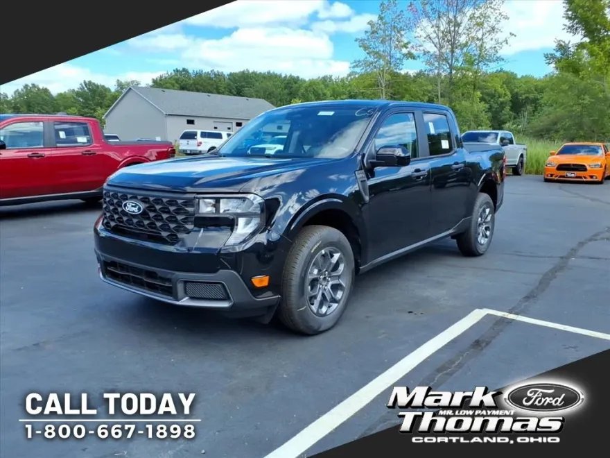 2025 Ford Maverick XLT photo 1