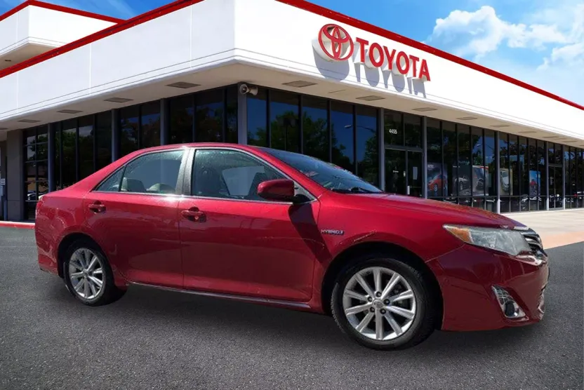 2012 Toyota Camry Hybrid XLE photo 1