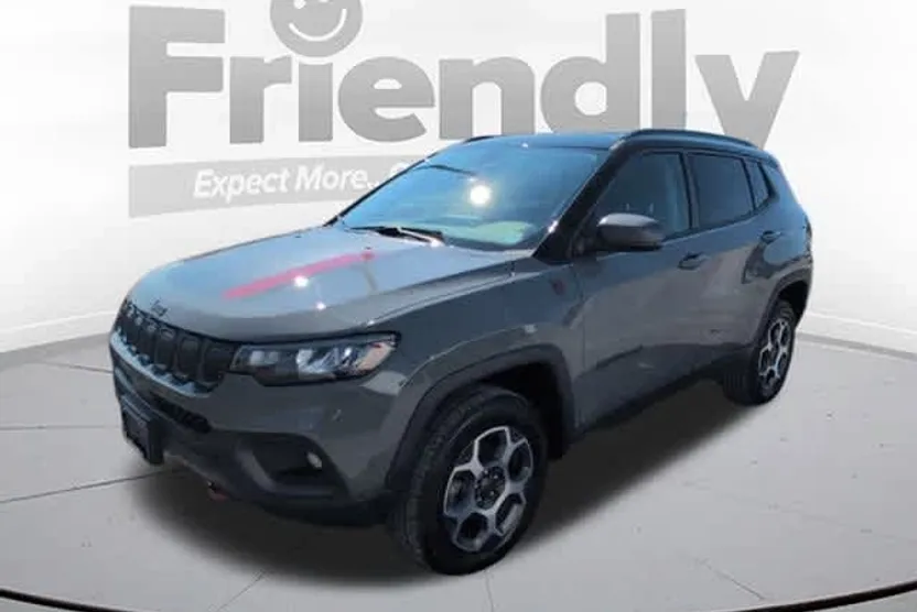 2022 Jeep Compass Trailhawk photo 1