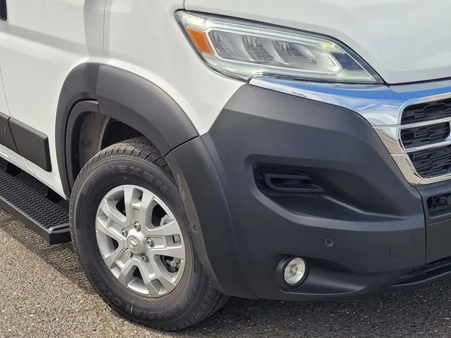 2024 Ram ProMaster 2500 Window Van photo 1