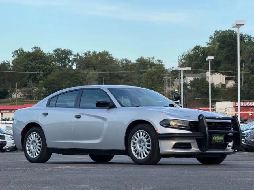 2020 Dodge Charger photo 1