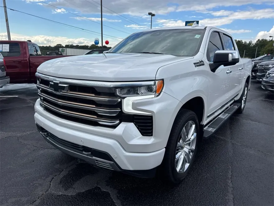 2022 Chevrolet Silverado 1500 High Country photo 1