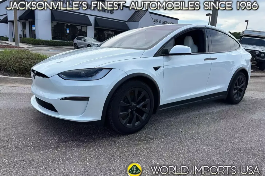 2023 Tesla Model X photo 1