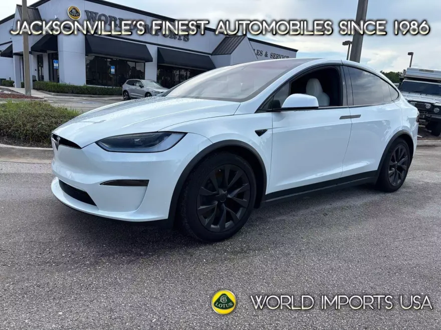 2023 Tesla Model X photo 1