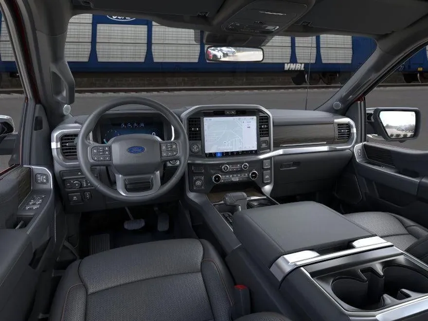 2025 Ford F-150 Lariat photo 1