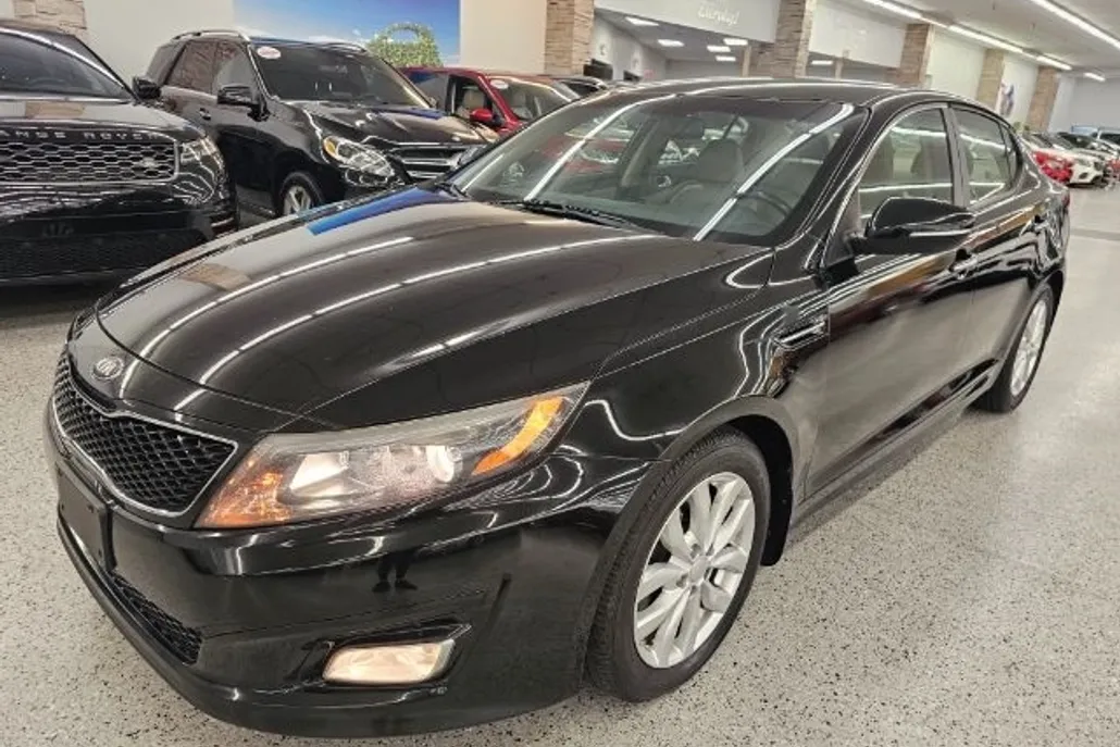 2015 Kia Optima EX photo 1