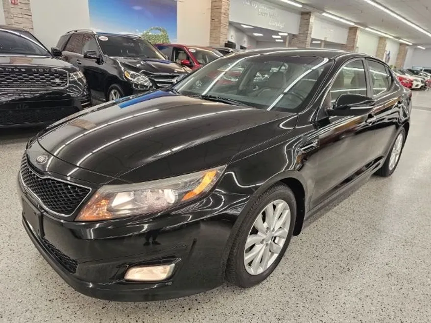 2015 Kia Optima EX photo 1