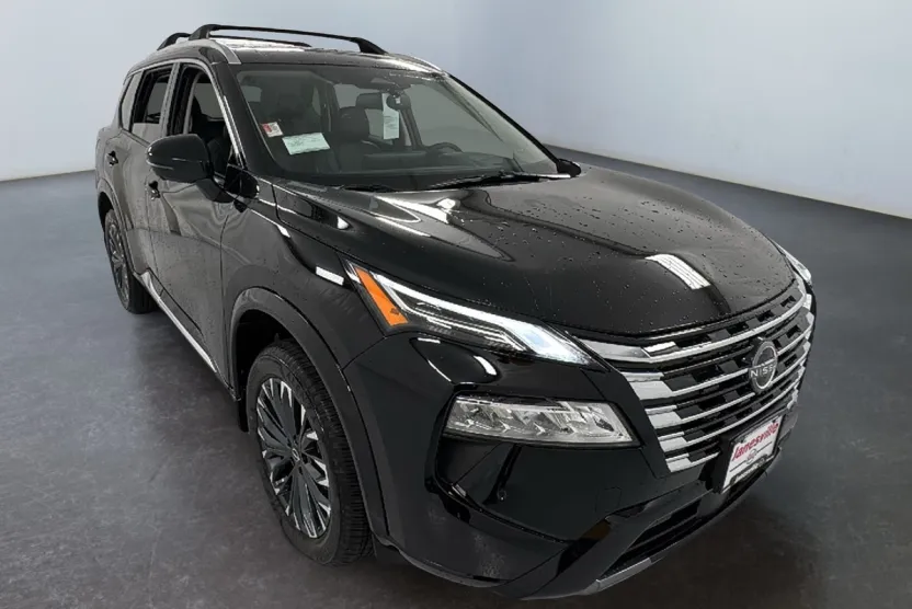 2026 Nissan Rogue Platinum photo 1