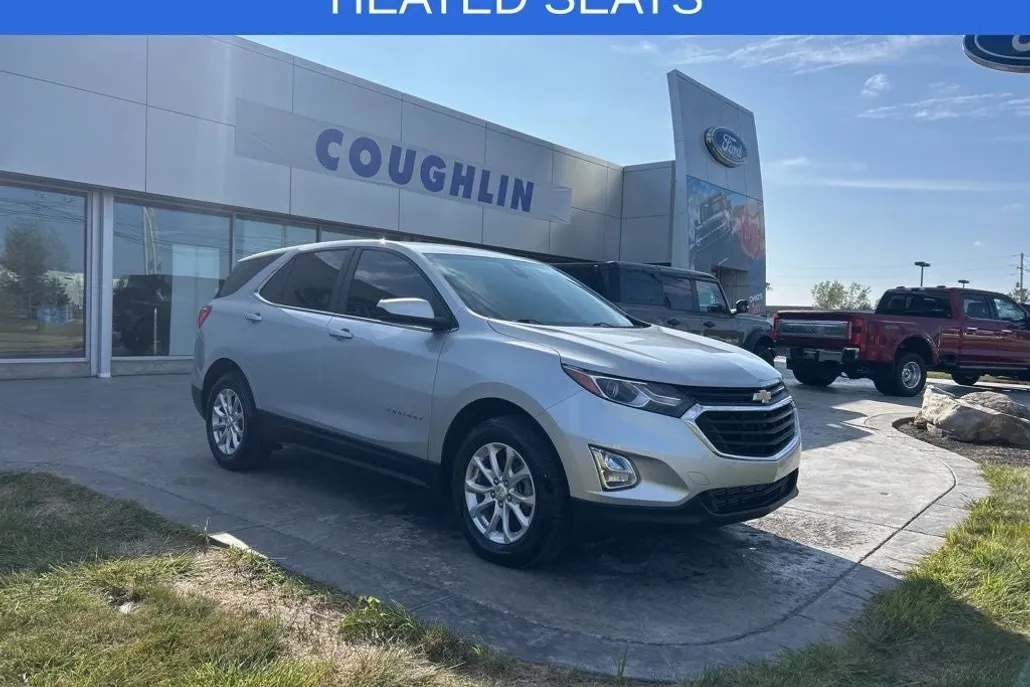 2021 Chevrolet Equinox LT photo 1