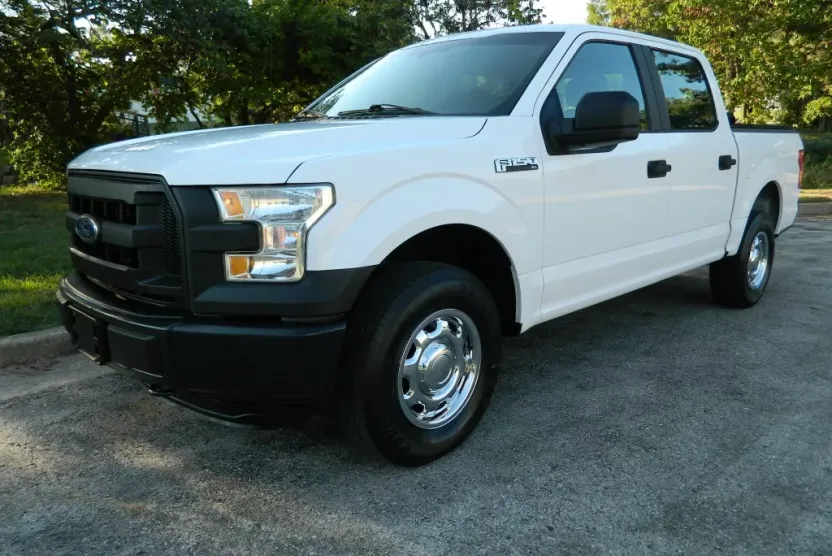 2015 Ford F-150 XL photo 1
