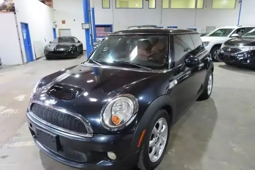 2007 Mini Cooper S photo 1