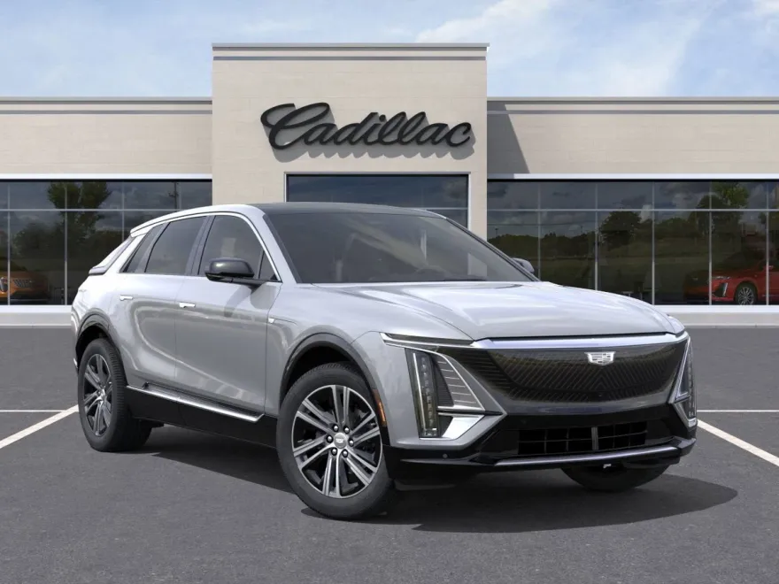 2025 Cadillac Lyriq Luxury photo 7
