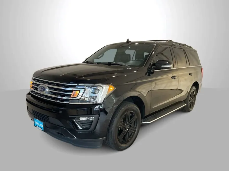 2020 Ford Expedition XLT photo 1