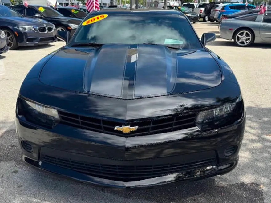 2015 Chevrolet Camaro Coupe photo 1